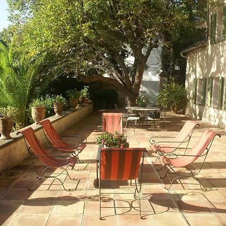 Villa 18th Century In With Pool Cannes