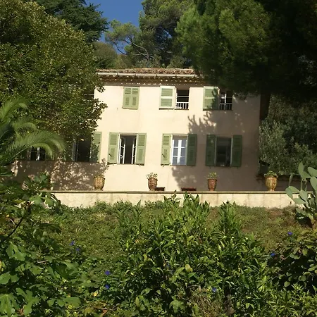 18th Century In With Pool * Cannes