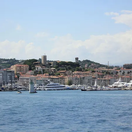 Villa 18th Century In With Pool Cannes