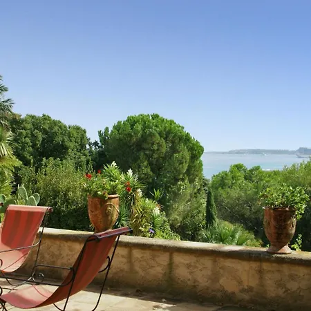 18th Century In With Pool Villa
