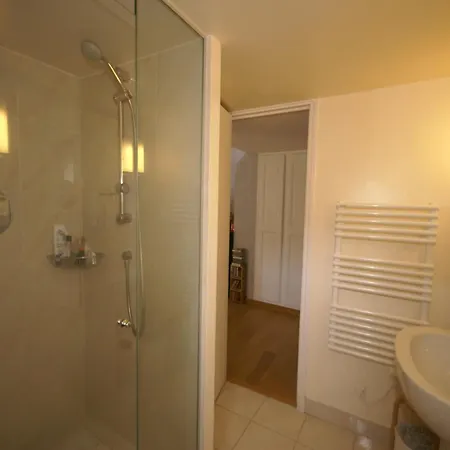 Scenic In With Private Pool Вилла *