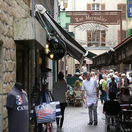 Scenic In With Private Pool