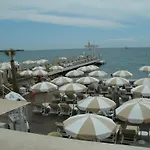 Scenic In With Private Pool Cannes